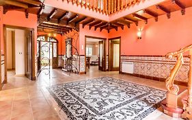 Casa rosa del romeral